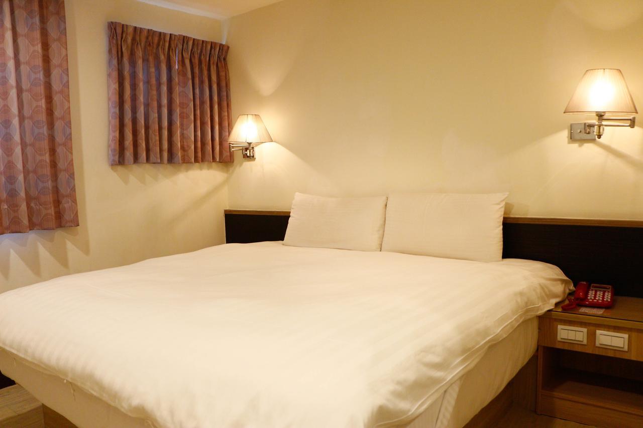 D.Y. Hotel Taichung Eksteriør bilde
